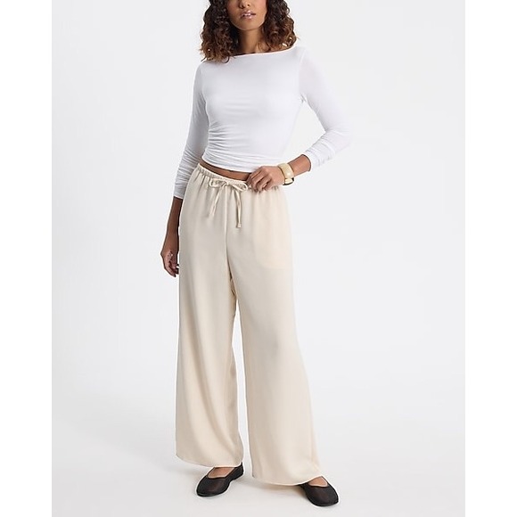 Express Pants - Express Beige Wide Leg Lounge Pants M 80%‎ Cotton 20% Polyester